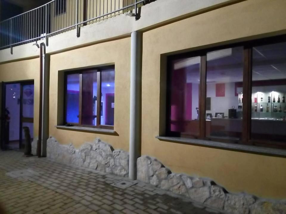 Laerru Hotel Bena E Traes מראה חיצוני תמונה