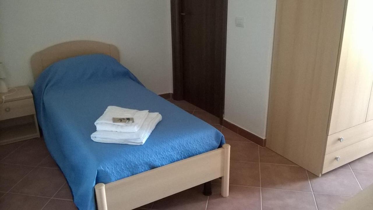 Laerru Hotel Bena E Traes מראה חיצוני תמונה