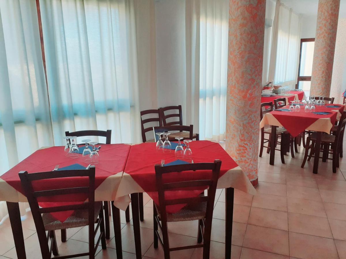 Laerru Hotel Bena E Traes מראה חיצוני תמונה