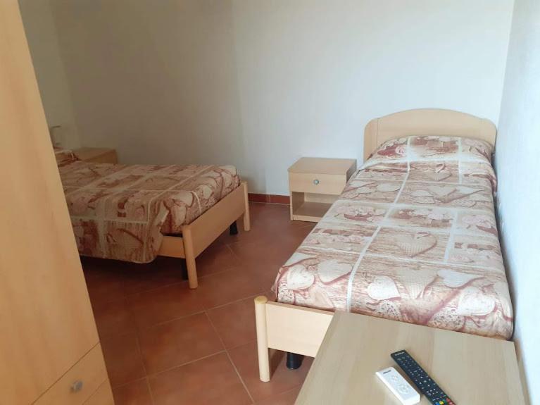Laerru Hotel Bena E Traes מראה חיצוני תמונה