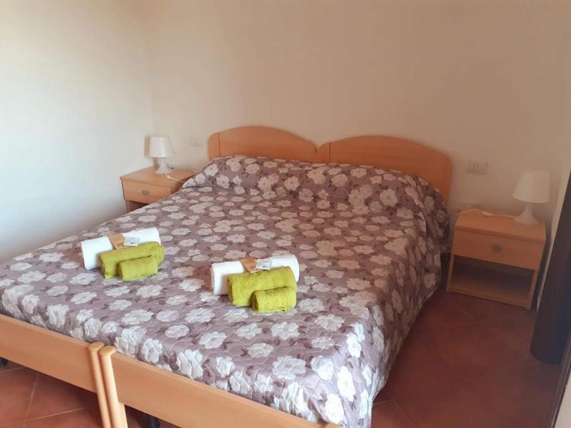 Laerru Hotel Bena E Traes מראה חיצוני תמונה
